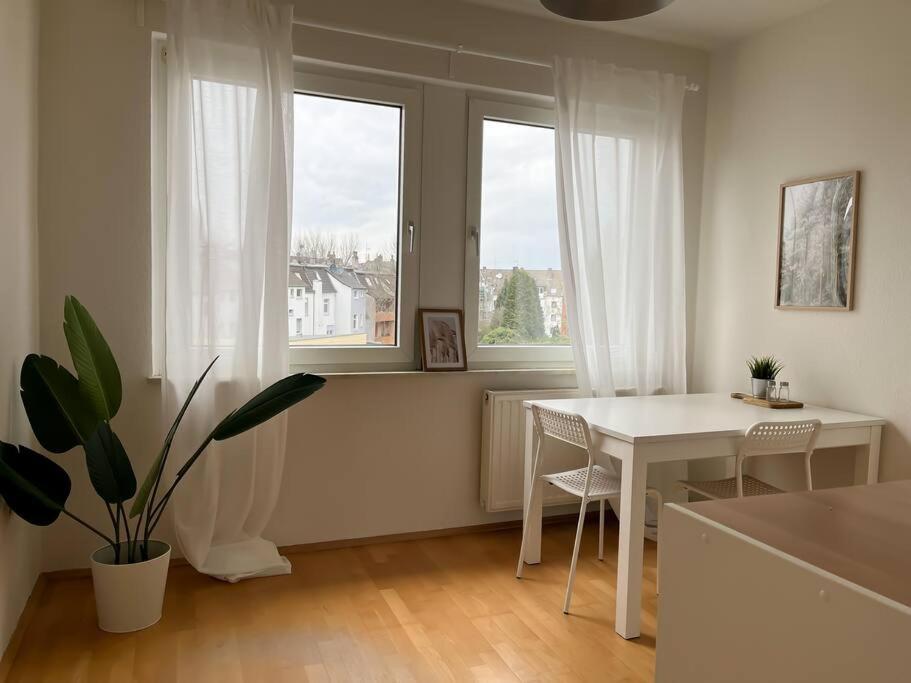 Apartamento Ruhig, Zentral, Messe Nah! Be3L Essen Exterior foto